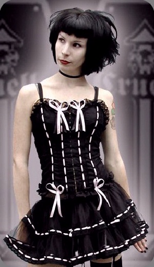 Gothic Clothing Shops - The Gothic eZine